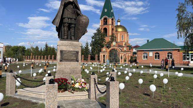 В Абдулино к 100-летию города открыли памятник Александру Невскому